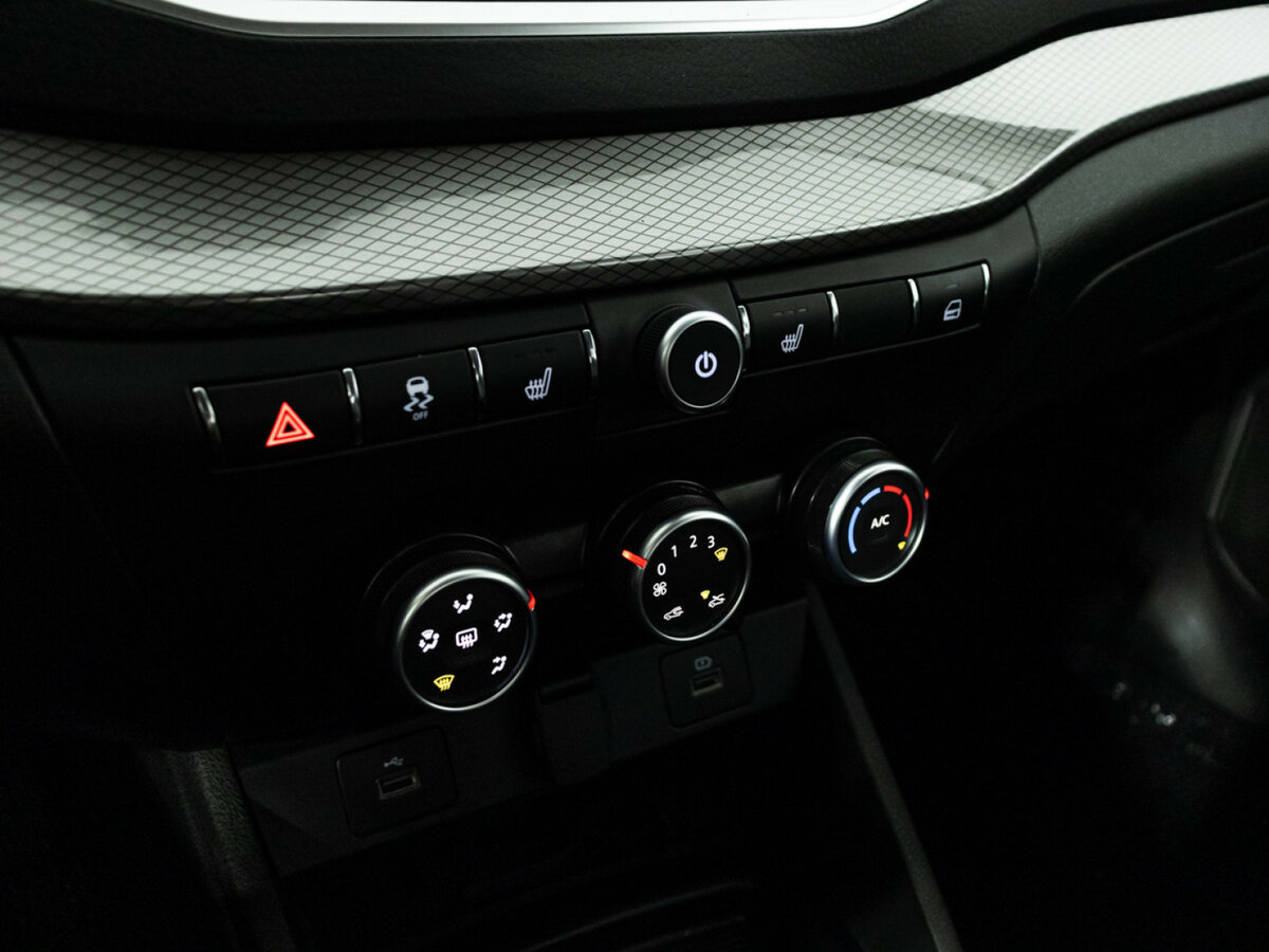Lada (ВАЗ) Vesta 2024 года с пробегом. Фото: #14