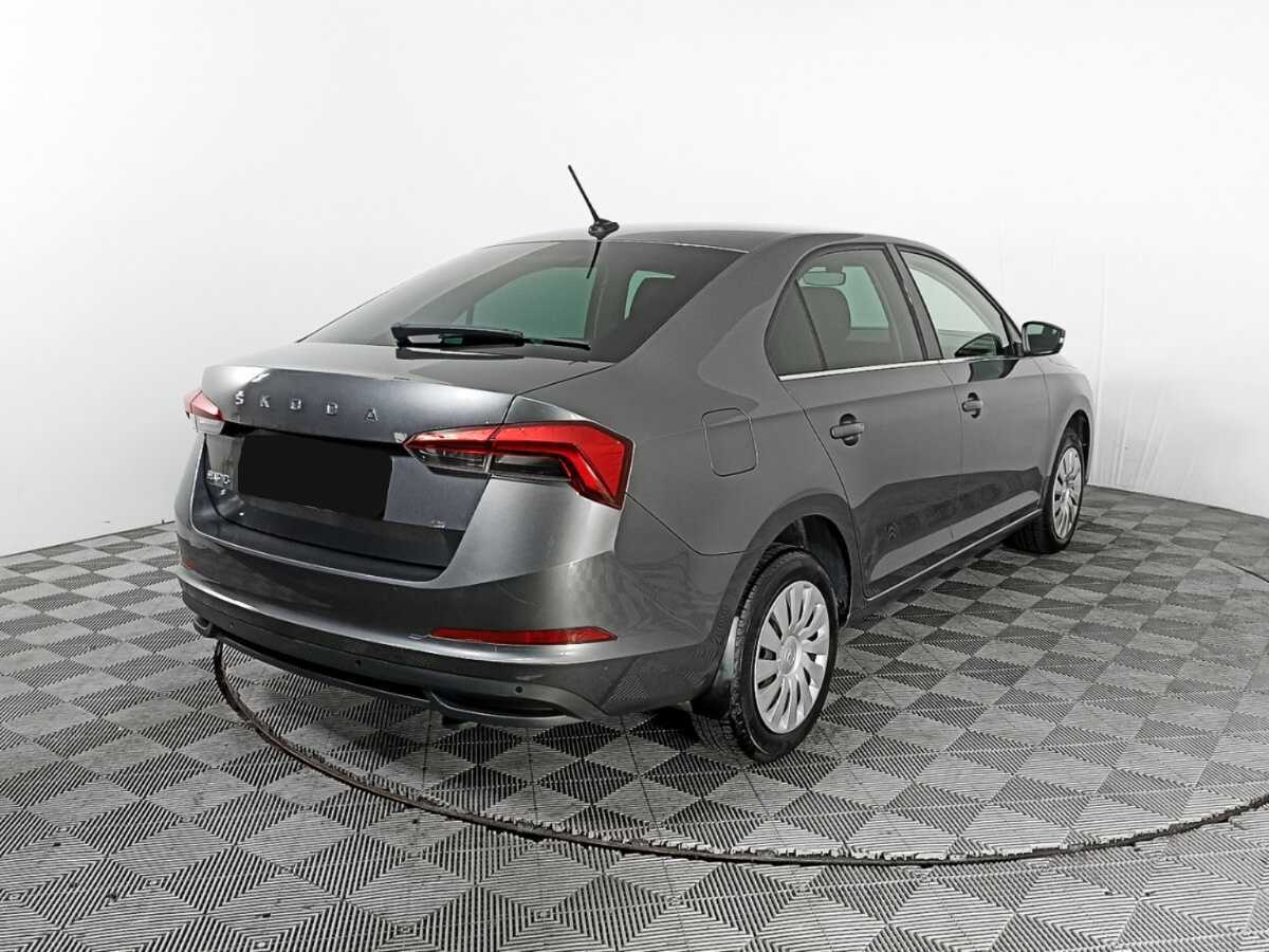 Skoda Rapid 2021 года с пробегом. Фото: #4