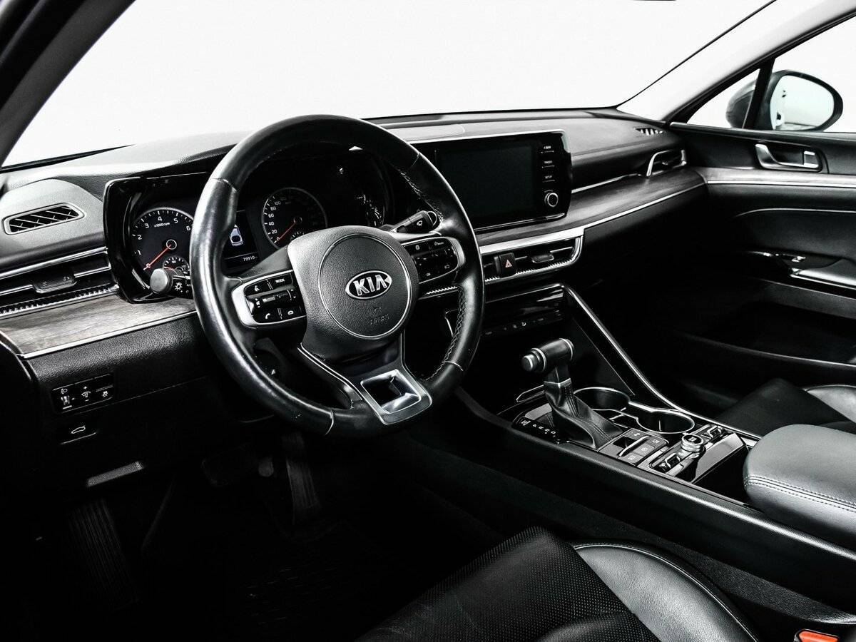 Kia K5 2021 года с пробегом. Фото: #12