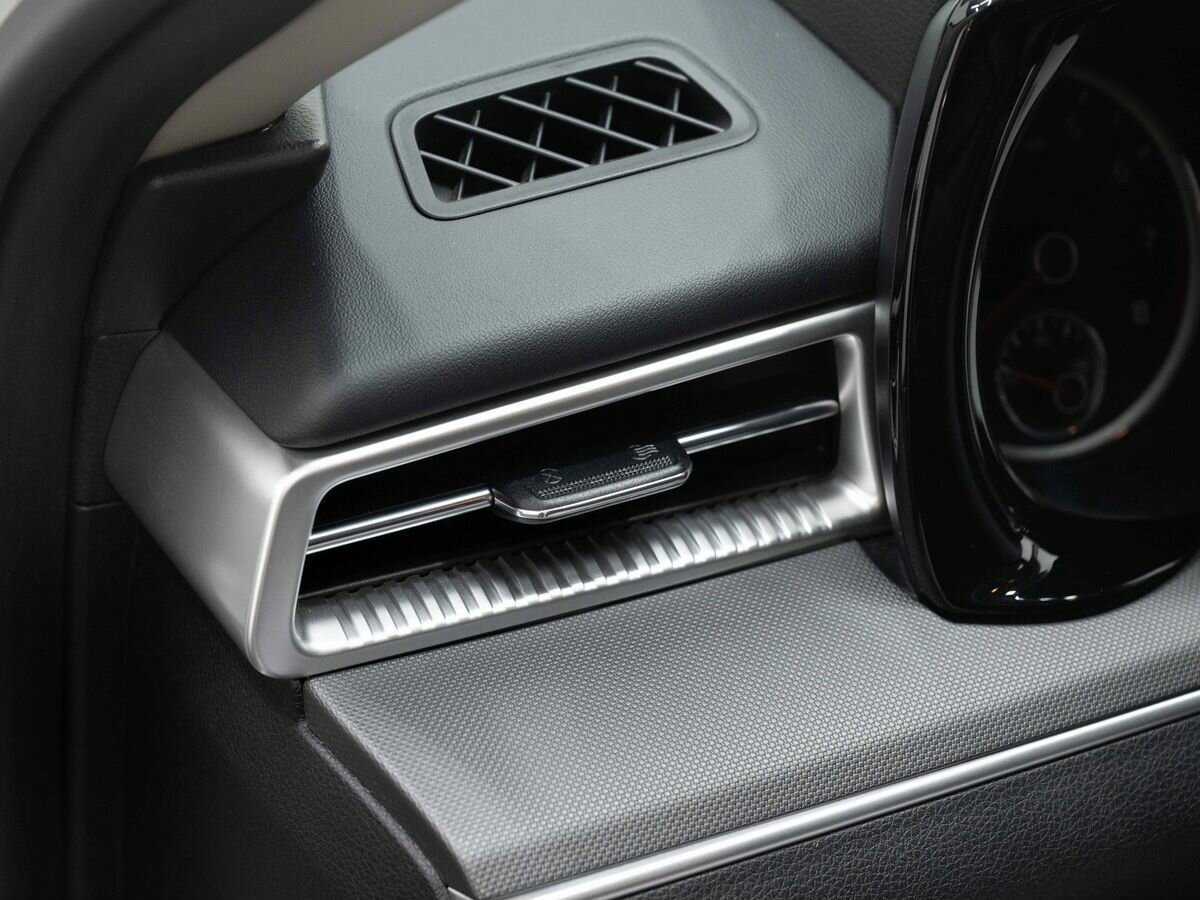 Kia K5 2021 года с пробегом. Фото: #20