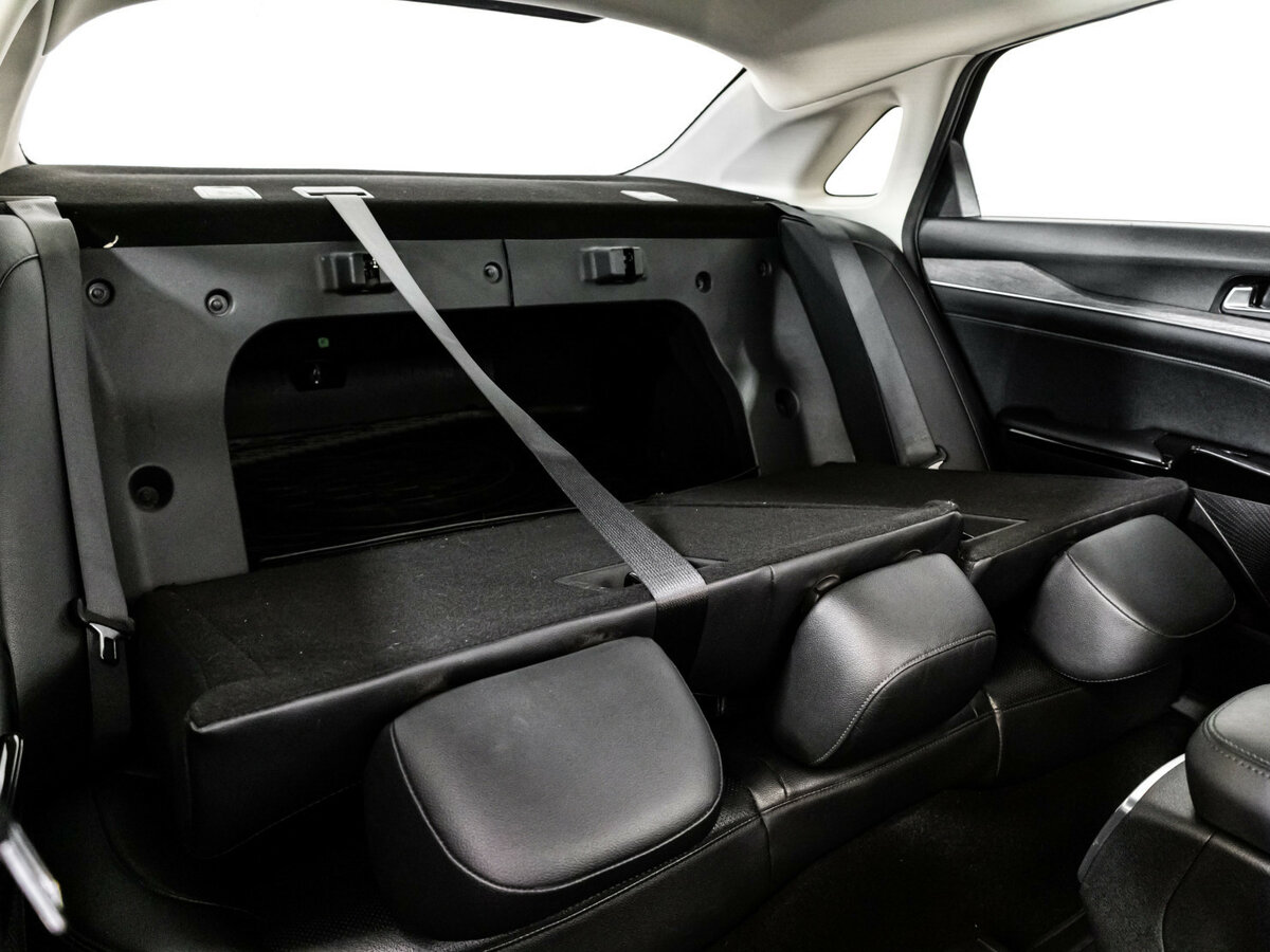 Kia K5 2020 года с пробегом. Фото: #20