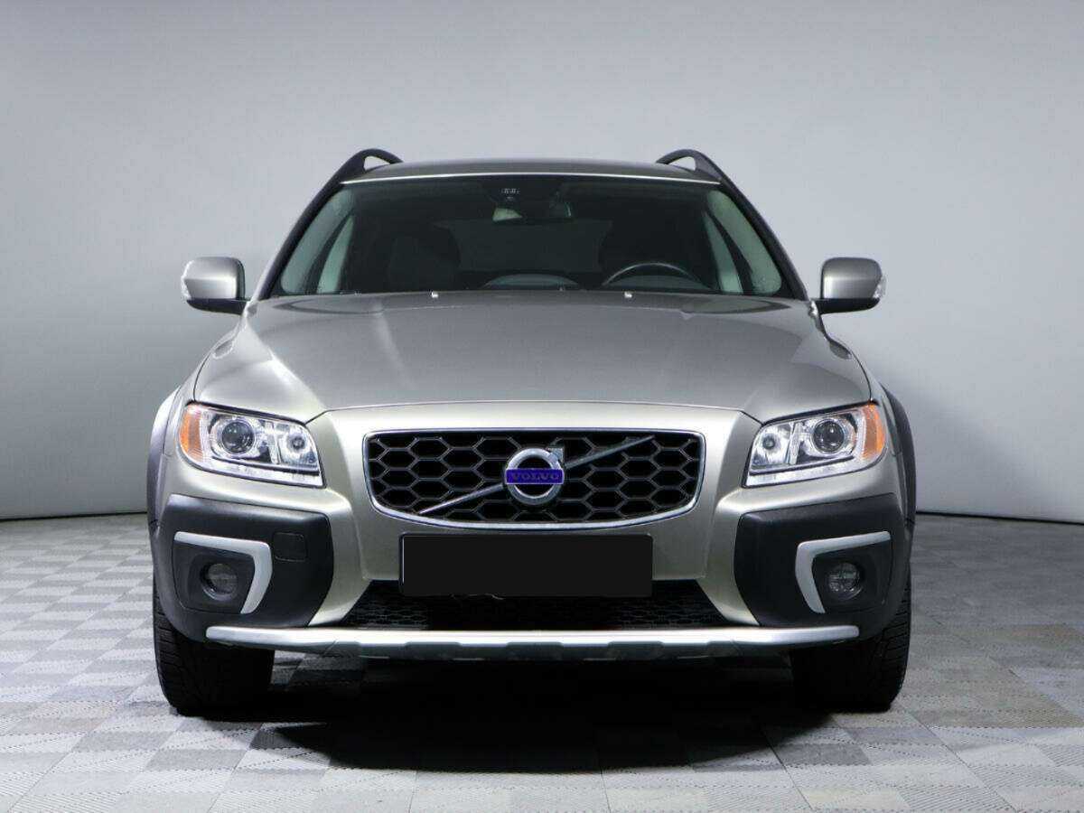 Volvo XC70 2014 года с пробегом. Фото: #1