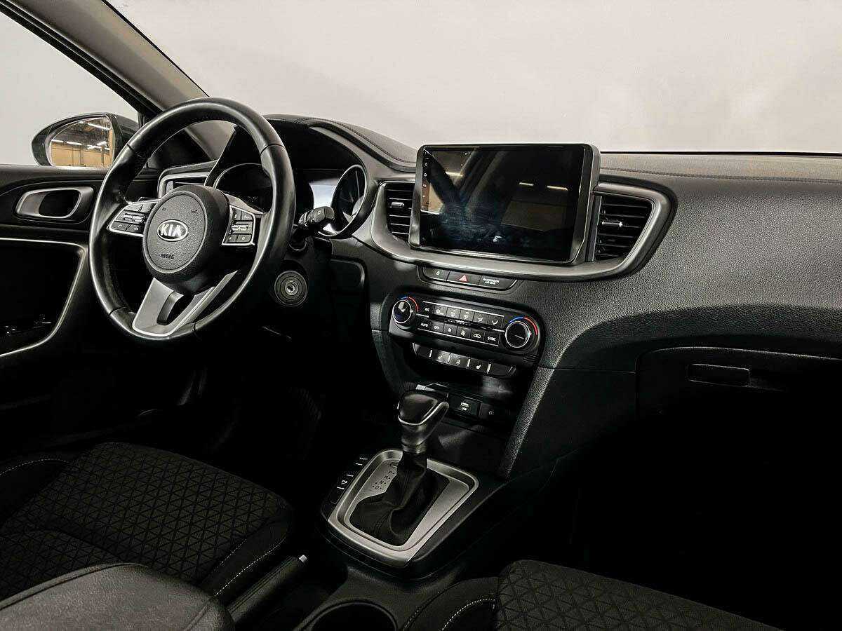Kia Ceed 2020 года с пробегом. Фото: #6