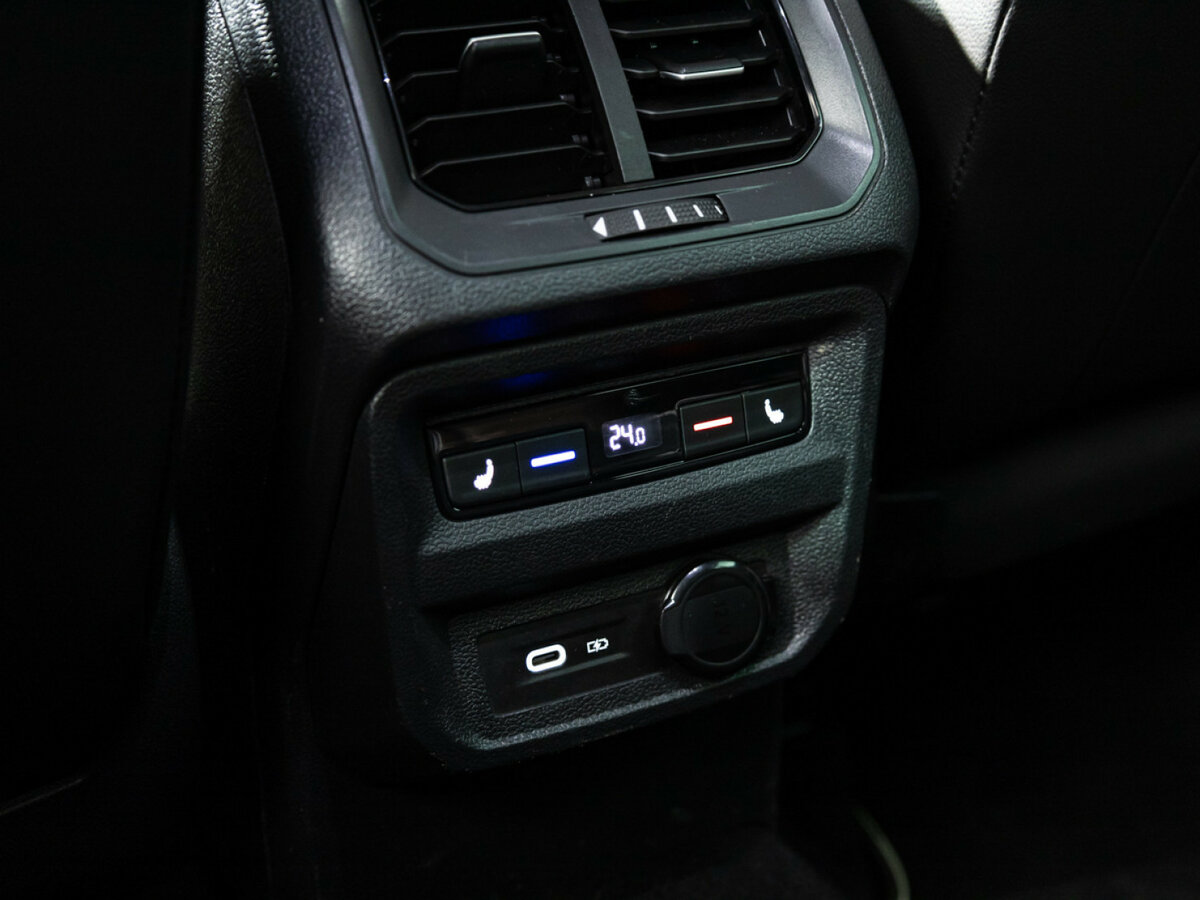 Volkswagen Tiguan 2020 года с пробегом. Фото: #19