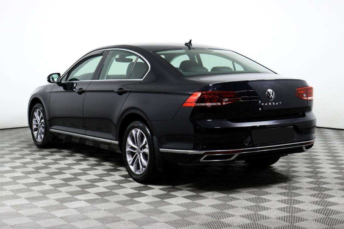 Volkswagen Passat 2021 года с пробегом. Фото: #6