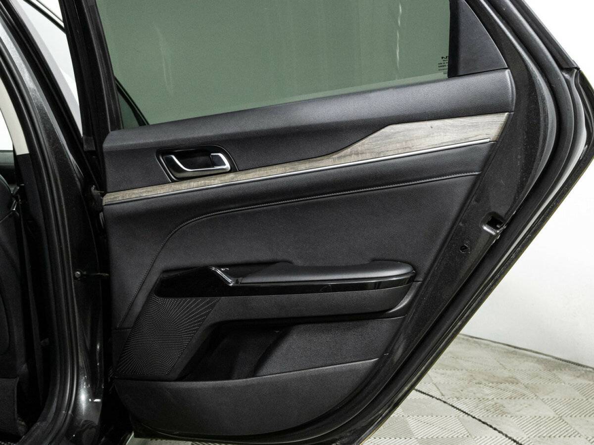 Kia K5 2021 года с пробегом. Фото: #27