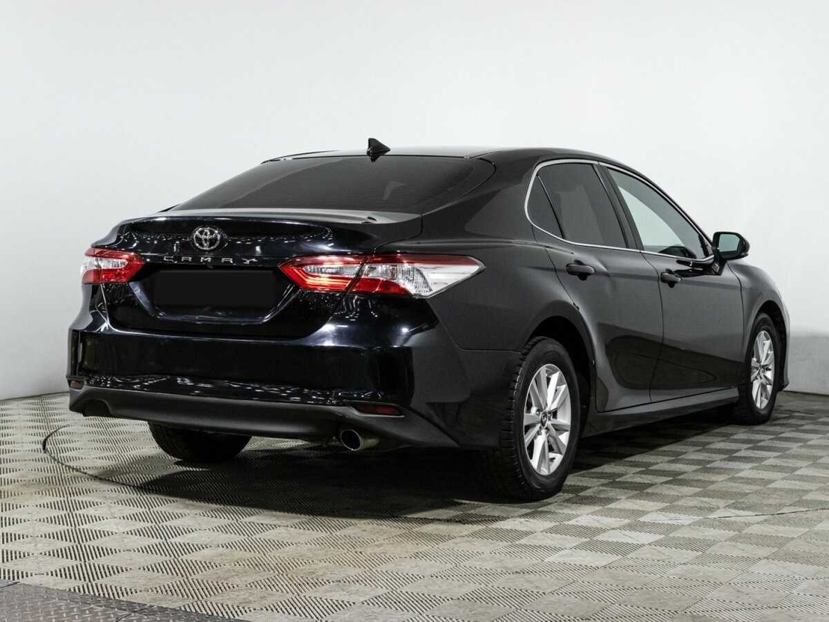 Toyota Camry 2019 года с пробегом. Фото: #4