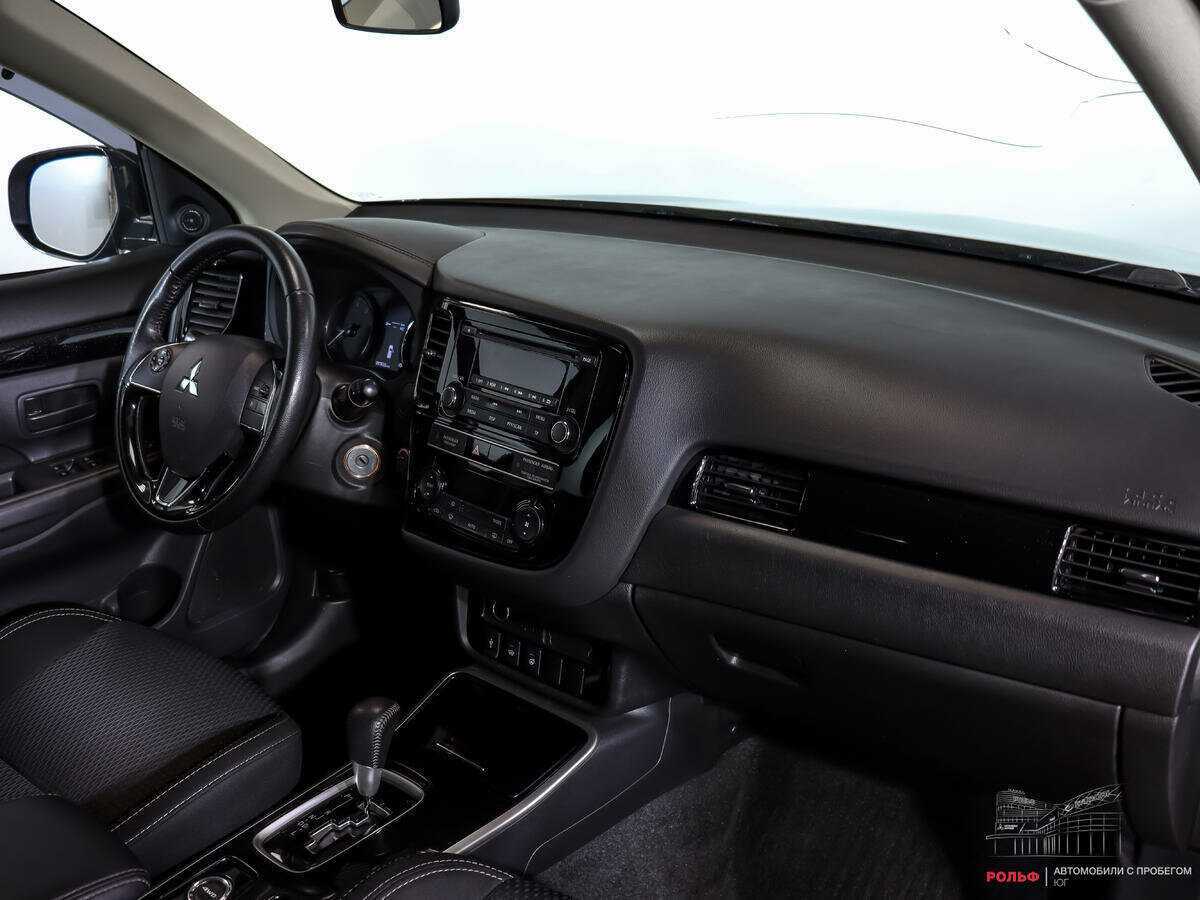 Mitsubishi Outlander 2019 года с пробегом. Фото: #7