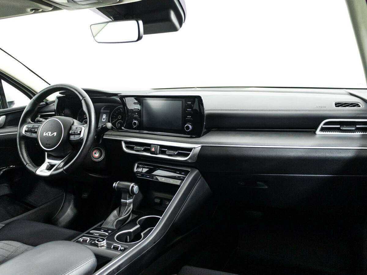 Kia K5 2022 года с пробегом. Фото: #8