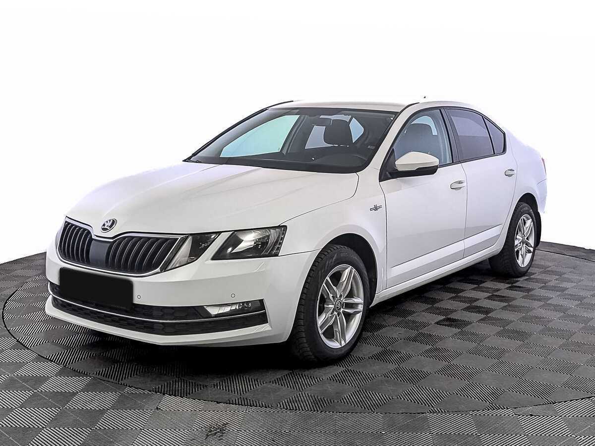 Skoda Octavia 2018 года с пробегом. Посмотреть фото