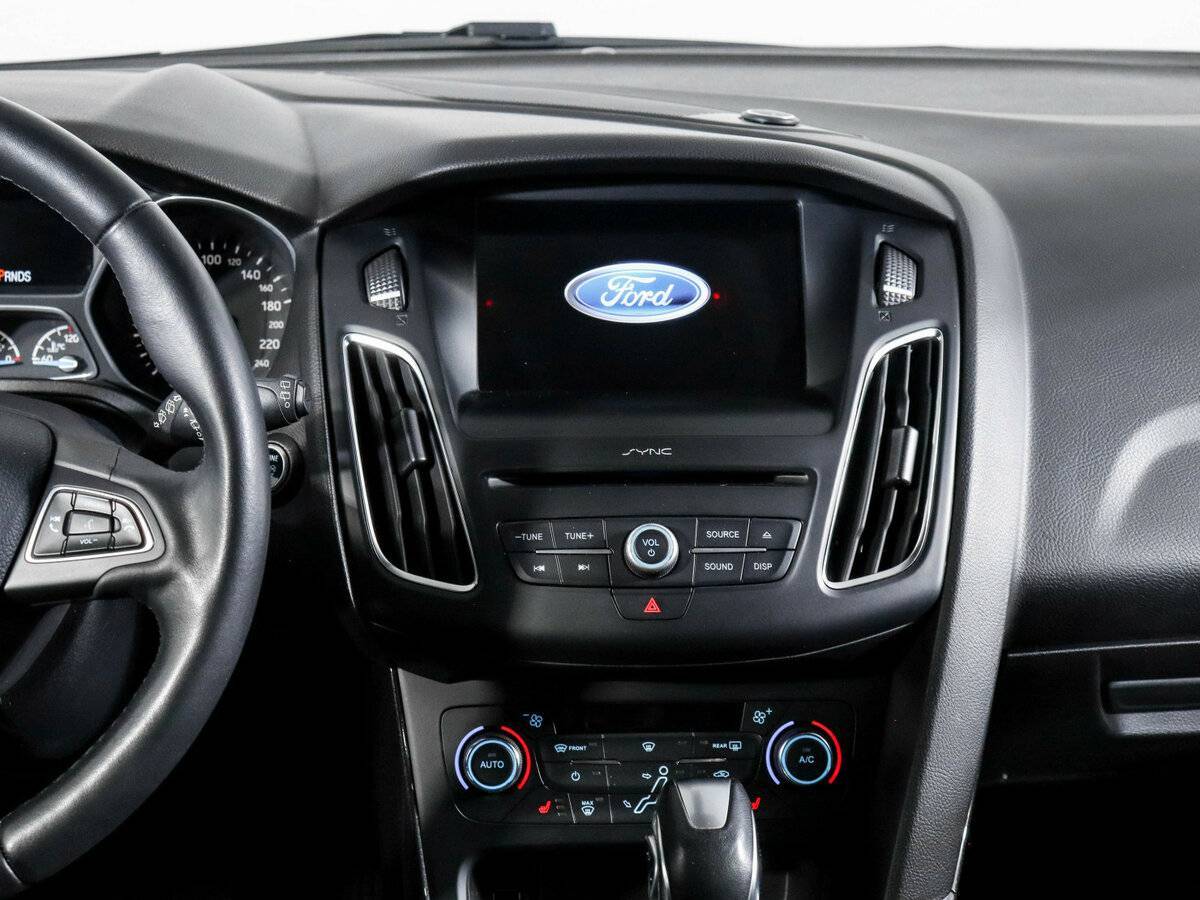 Ford Focus 2018 года с пробегом. Фото: #12