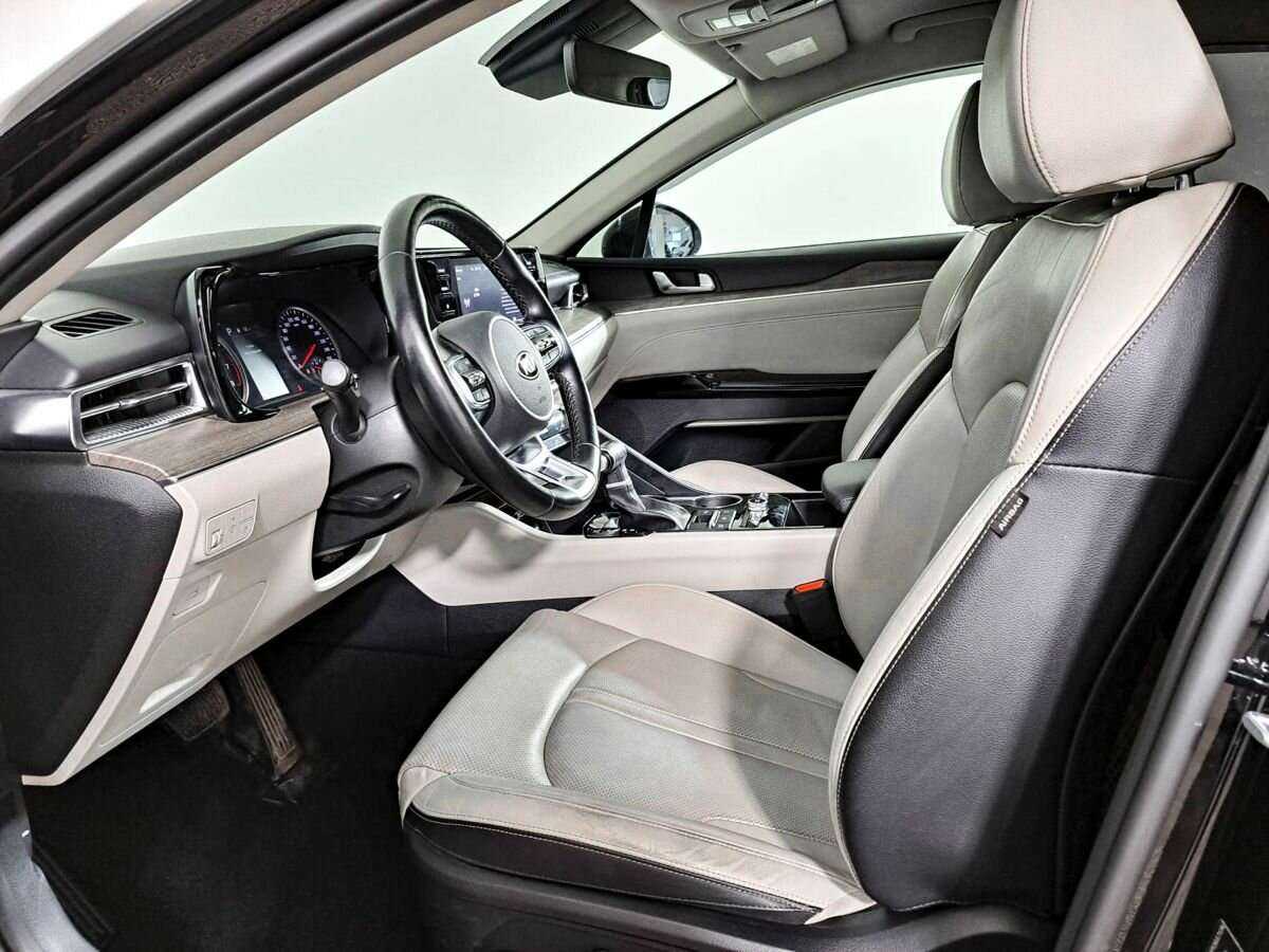 Kia K5 2021 года с пробегом. Фото: #13