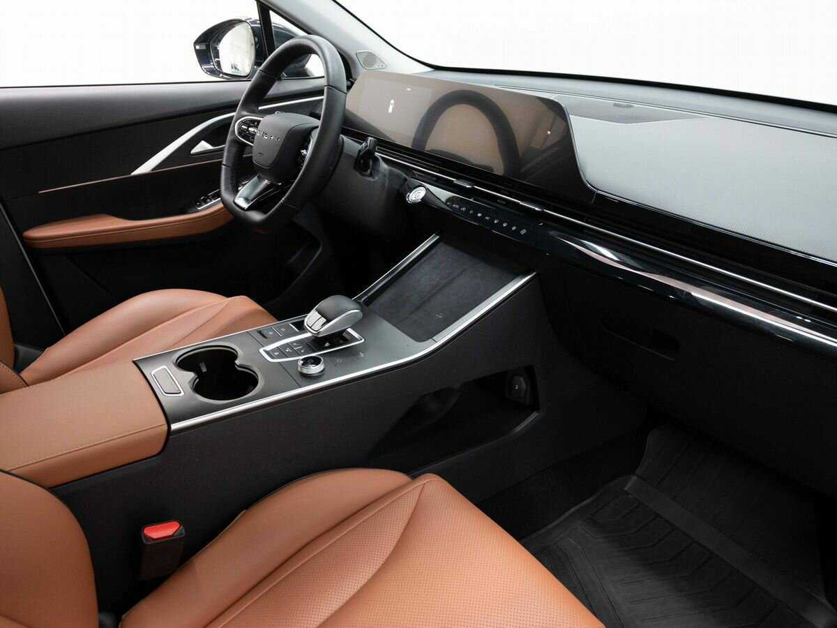 OMODA C5 2022 года с пробегом. Фото: #10