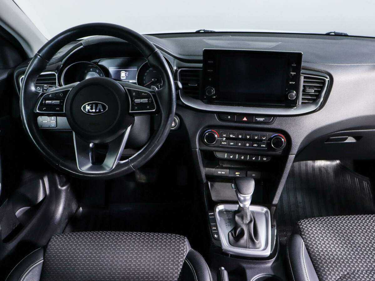 Kia XCeed 2020 года с пробегом. Фото: #9