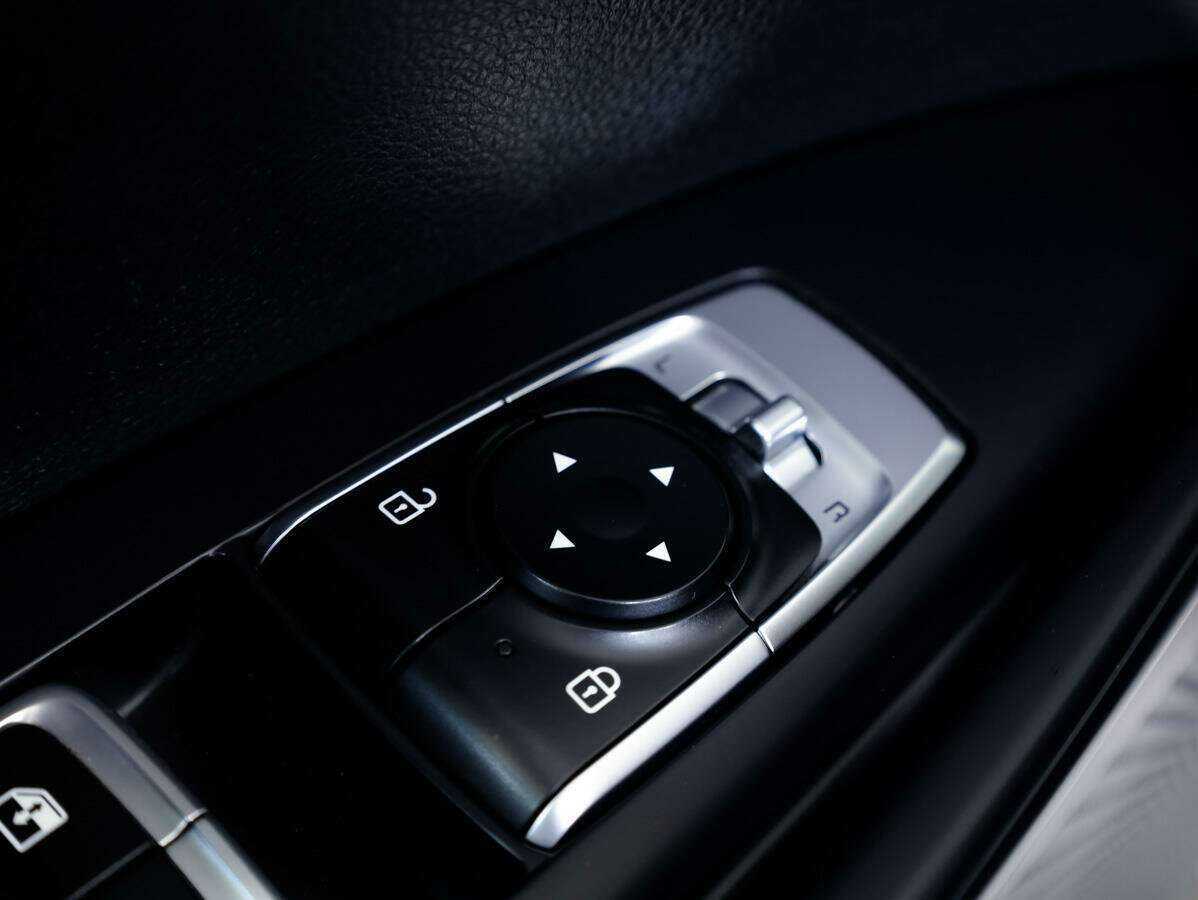 Kia K5 2021 года с пробегом. Фото: #19