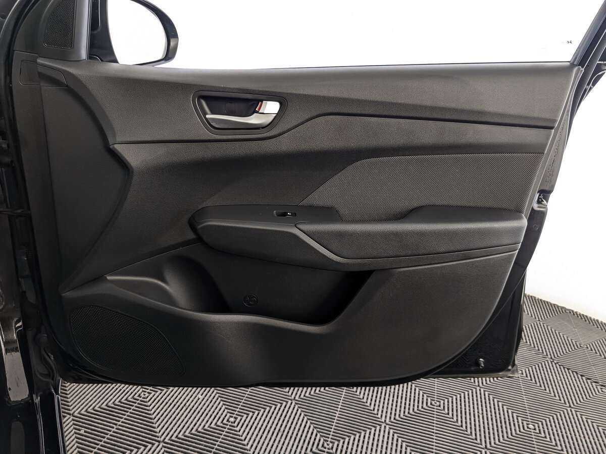 Hyundai Solaris 2019 года с пробегом. Фото: #20