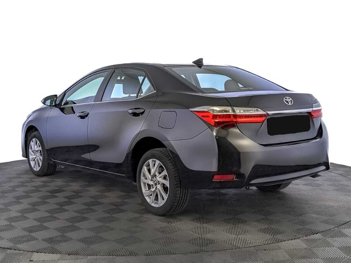 Toyota Corolla 2017 года с пробегом. Фото: #6
