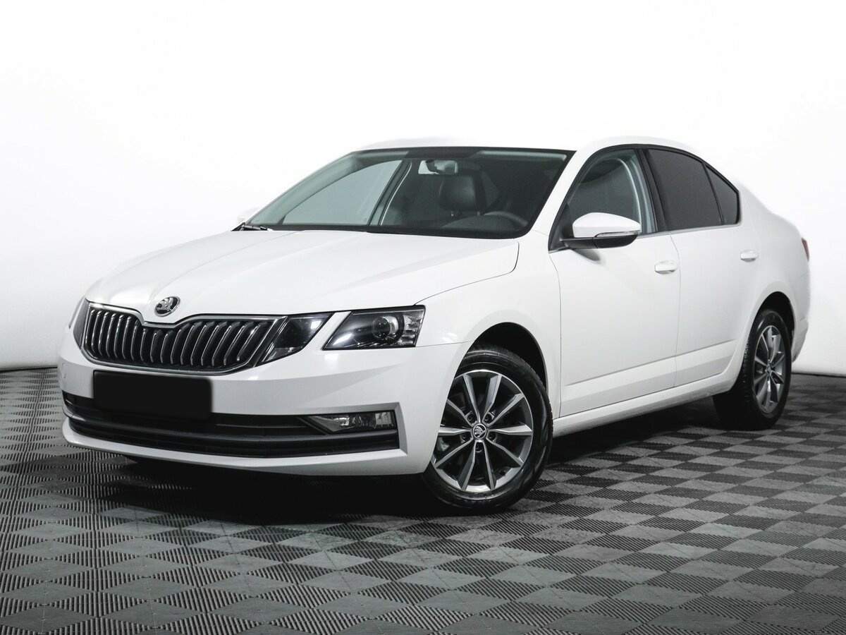 Skoda Octavia 2023 года с пробегом. Посмотреть фото