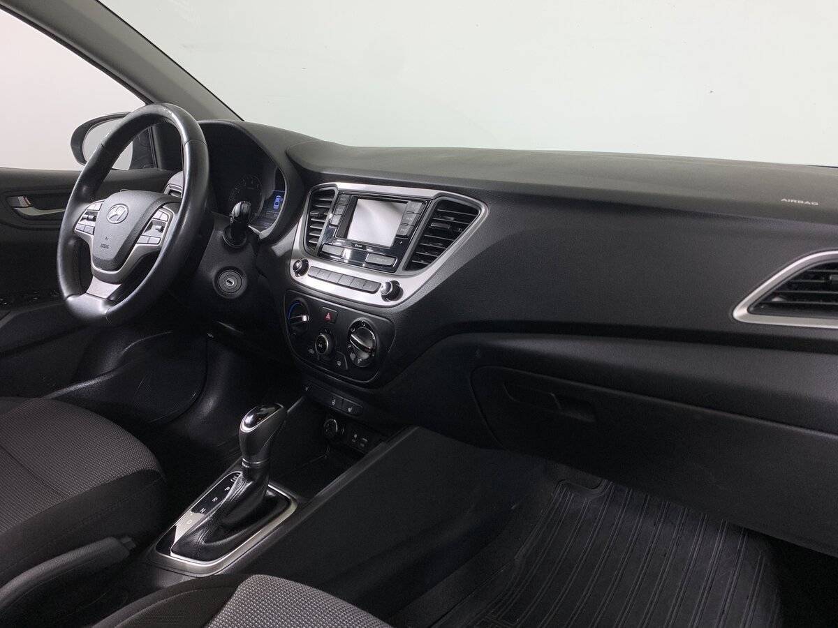 Hyundai Solaris 2017 года с пробегом. Фото: #12