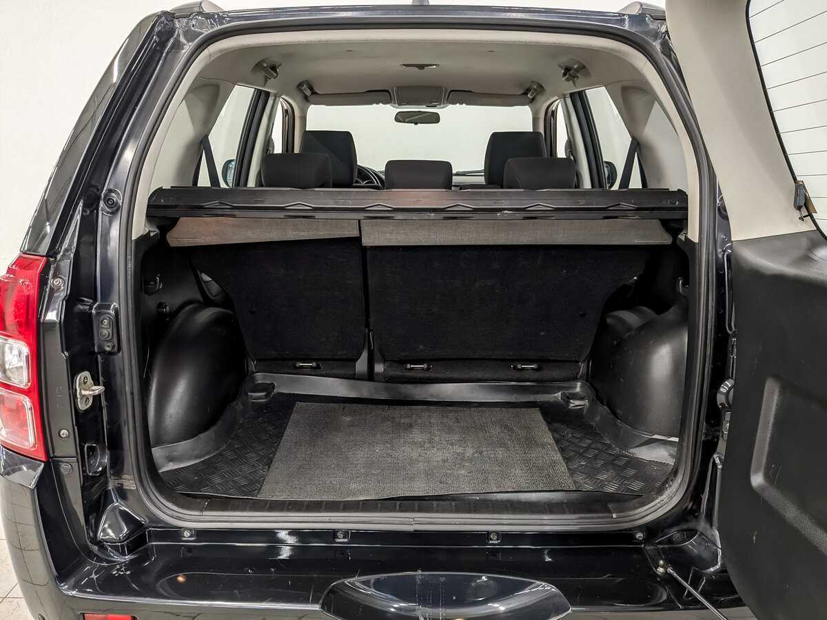 Suzuki Grand Vitara 2012 года с пробегом. Фото: #9