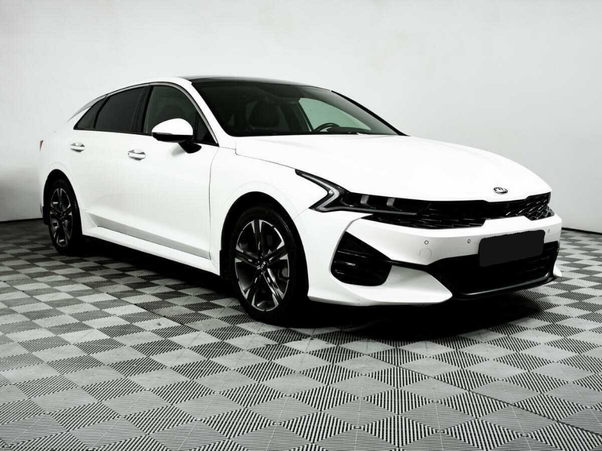 Kia K5 2021 года с пробегом. Фото: #2