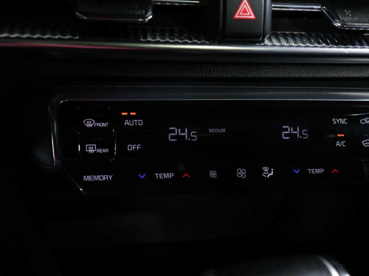 Kia K5 2021 года с пробегом. Фото: #25