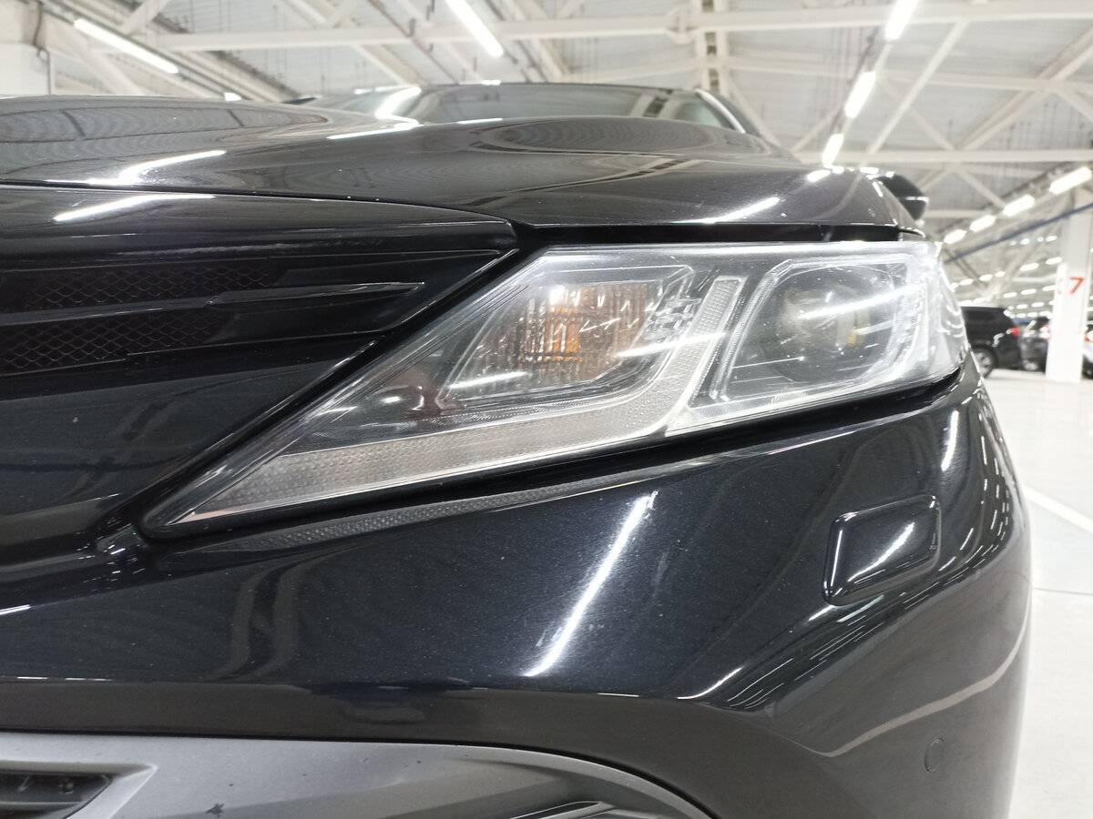 Toyota Camry 2019 года с пробегом. Фото: #16