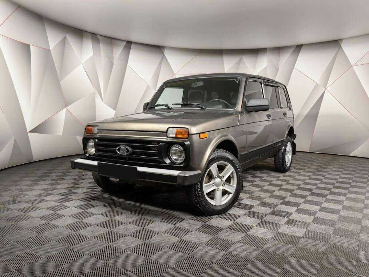 Lada (ВАЗ) 2131 (4x4) 2019 года с пробегом. Посмотреть фото