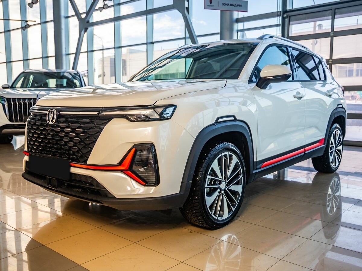 Changan CS35 Plus 2024 года с пробегом. Фото: #1