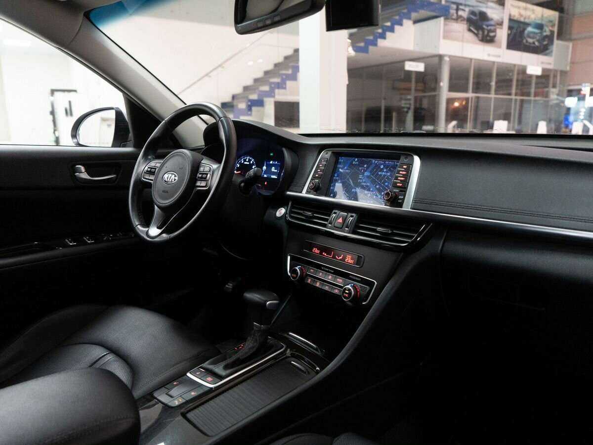 Kia K5 2017 года с пробегом. Фото: #15