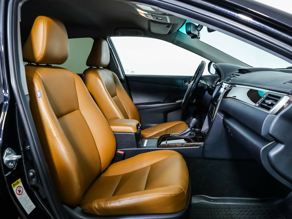 Toyota Camry 2016 года с пробегом. Фото: #19