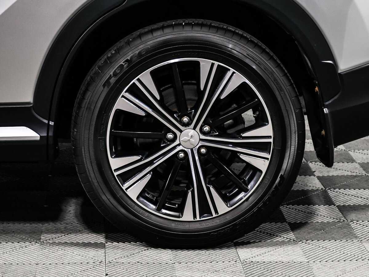 Mitsubishi Eclipse Cross 2018 года с пробегом. Фото: #13