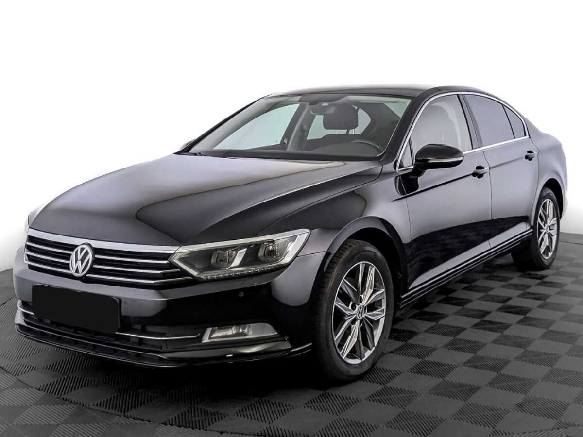 Volkswagen Passat 2018 года с пробегом. Фото: #0