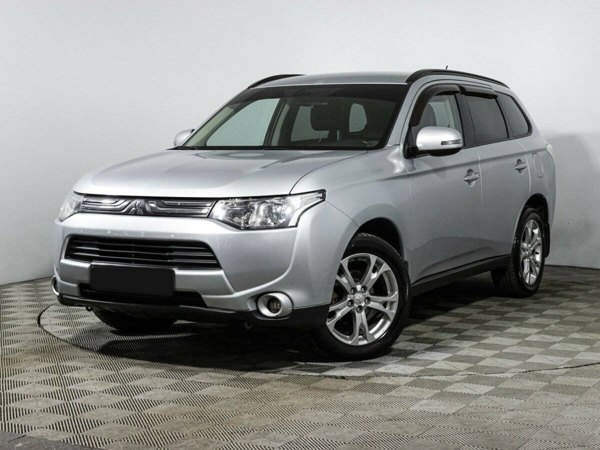 Mitsubishi Outlander 2013 года с пробегом. Фото: #0