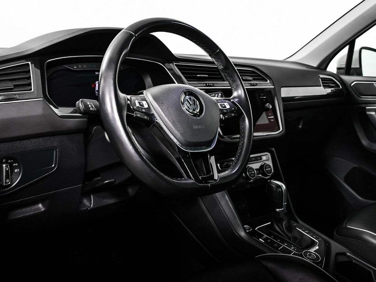 Volkswagen Tiguan 2018 года с пробегом. Фото: #11