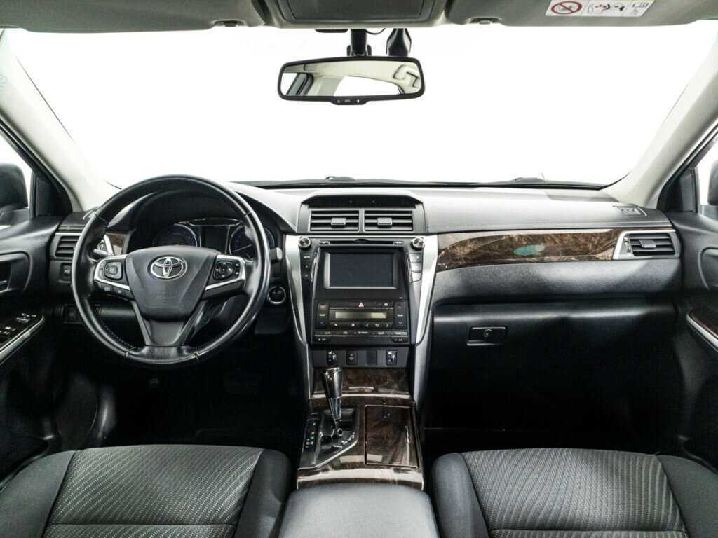 Toyota Camry 2015 года с пробегом. Фото: #12
