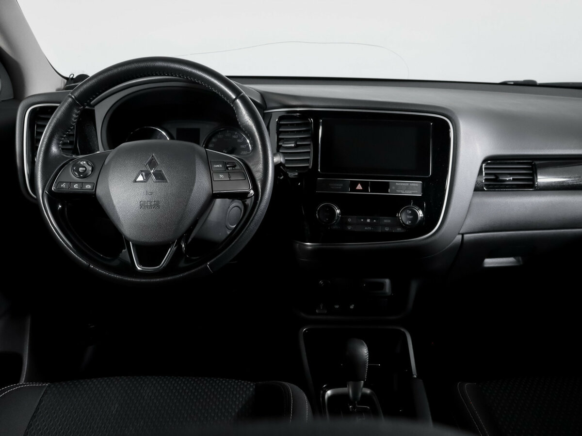 Mitsubishi Outlander 2019 года с пробегом. Фото: #11