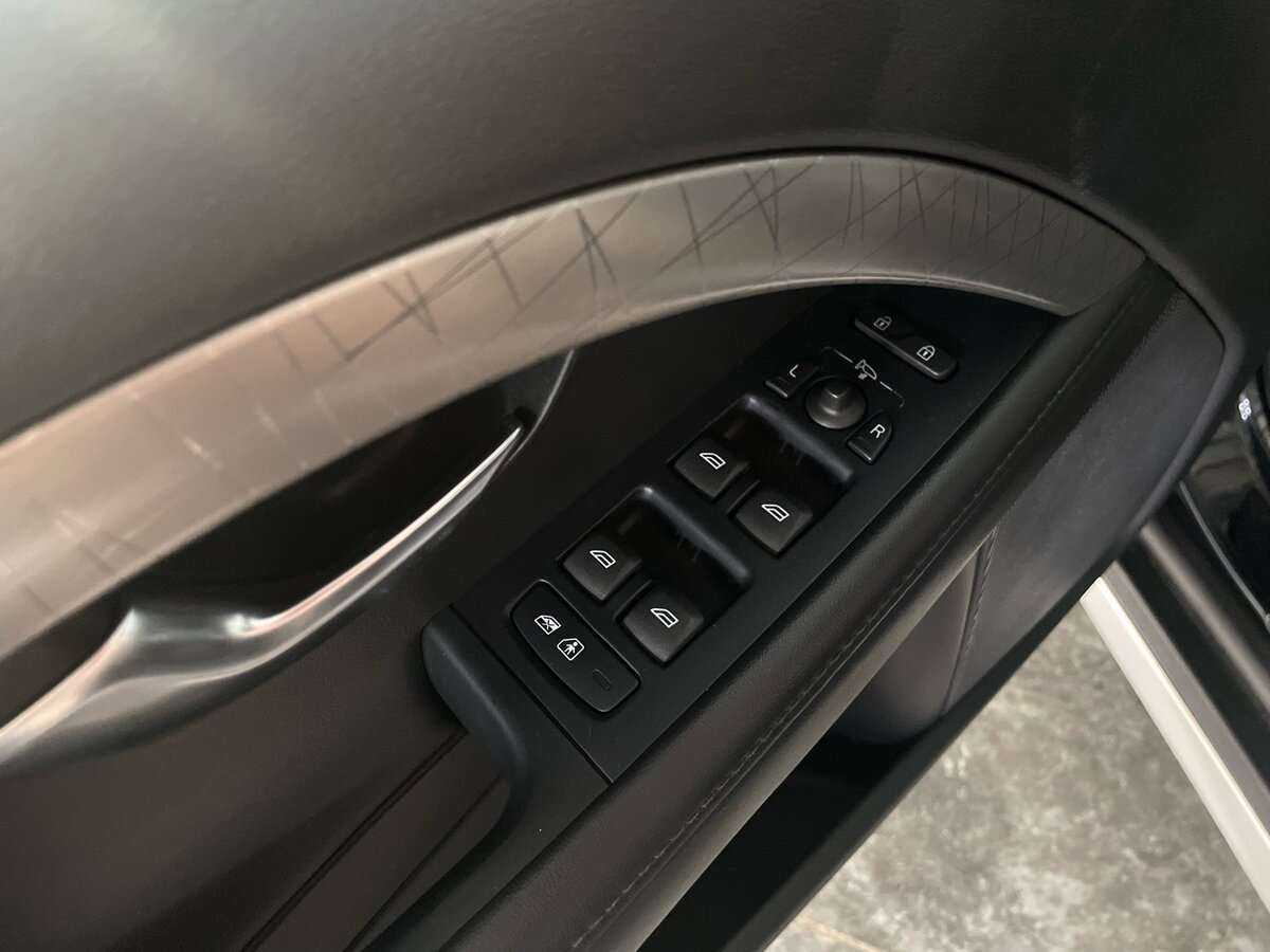 Volvo XC70 2012 года с пробегом. Фото: #27