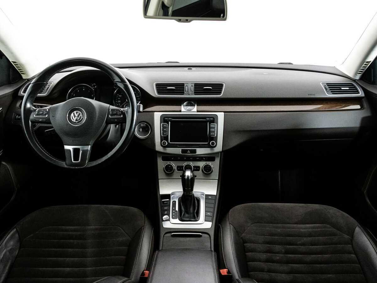 Volkswagen Passat 2012 года с пробегом. Фото: #6