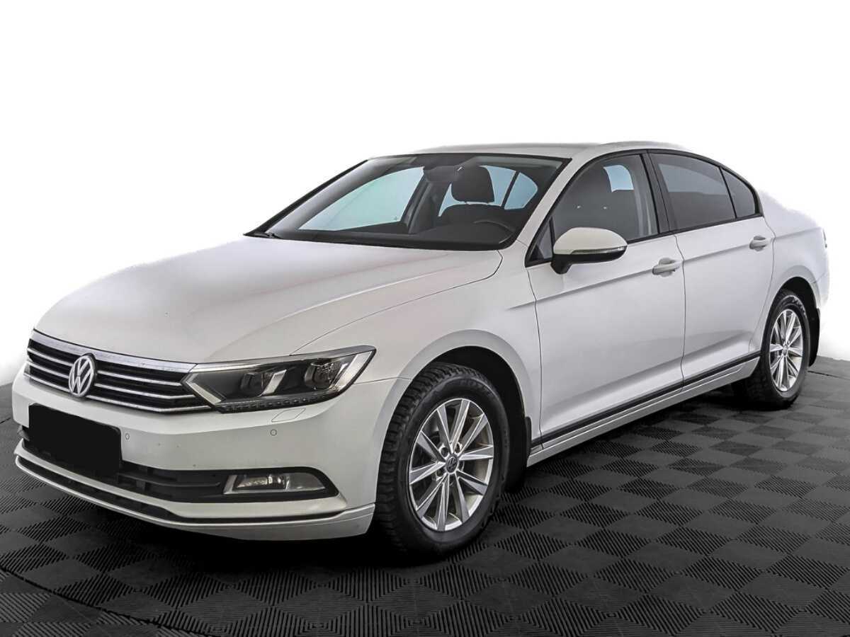 Volkswagen Passat 2016 года с пробегом. Фото: #0