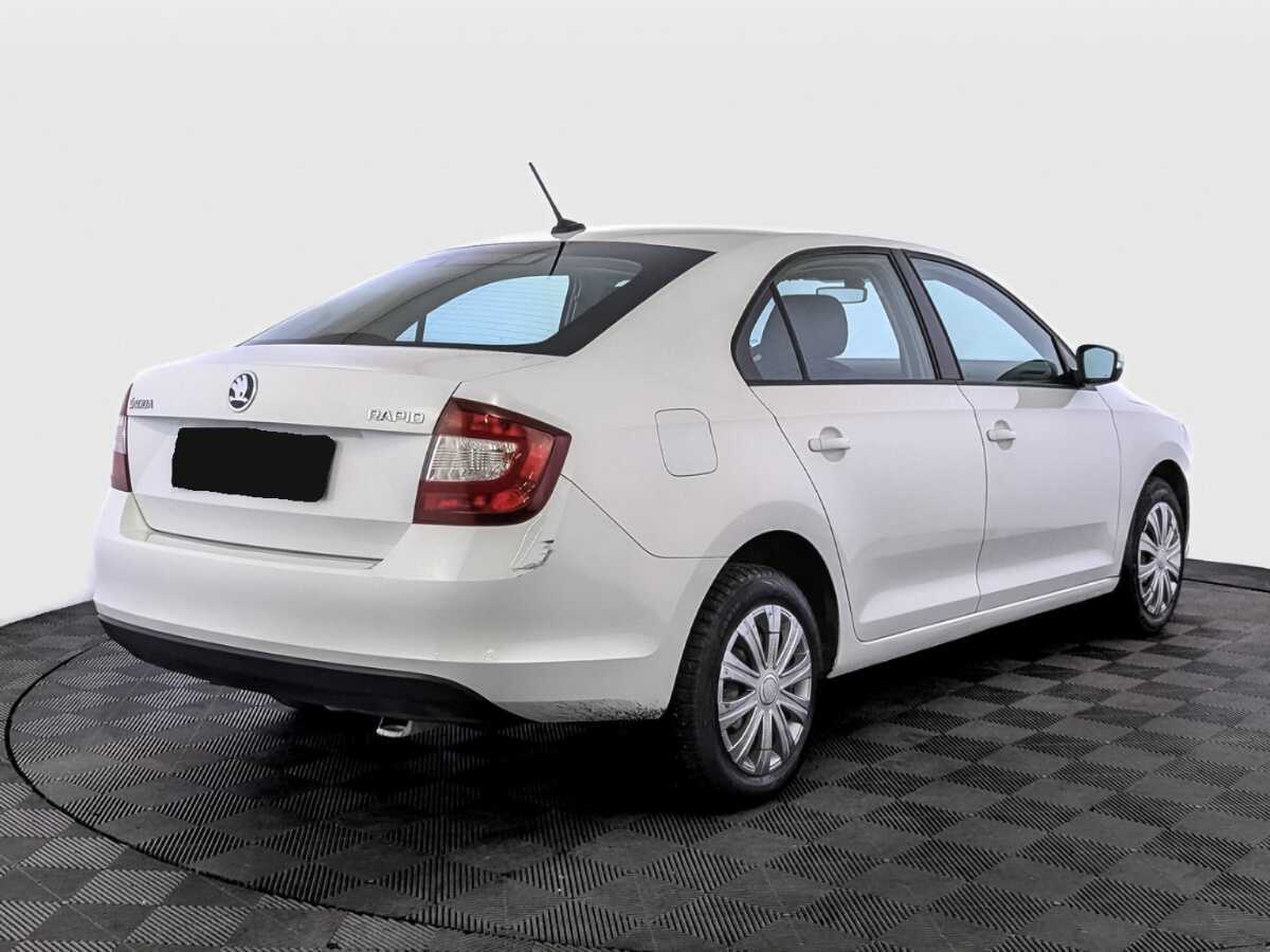 Skoda Rapid 2019 года с пробегом. Фото: #4