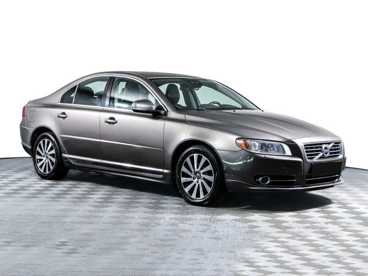 Volvo S80 2012 года с пробегом. Фото: #2