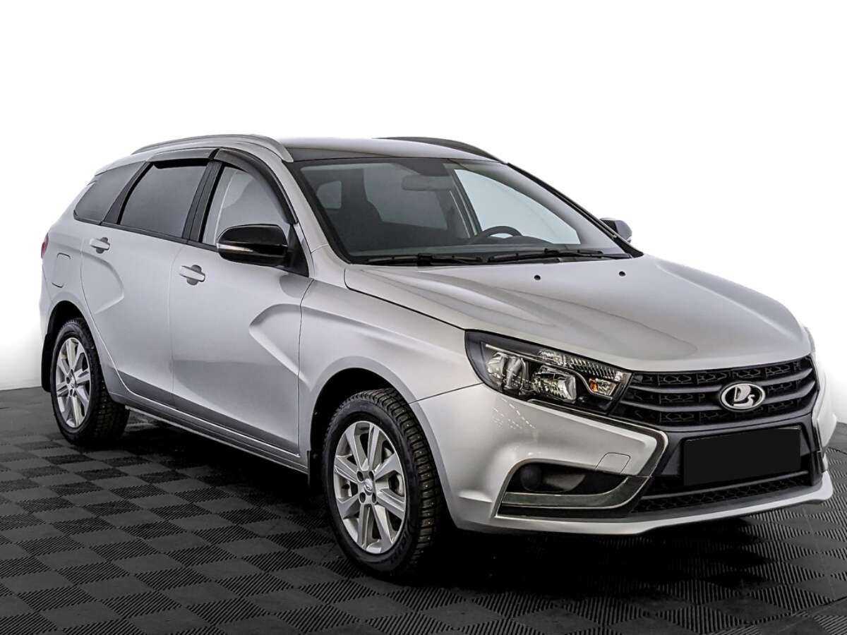 Lada (ВАЗ) Vesta 2022 года с пробегом. Фото: #2