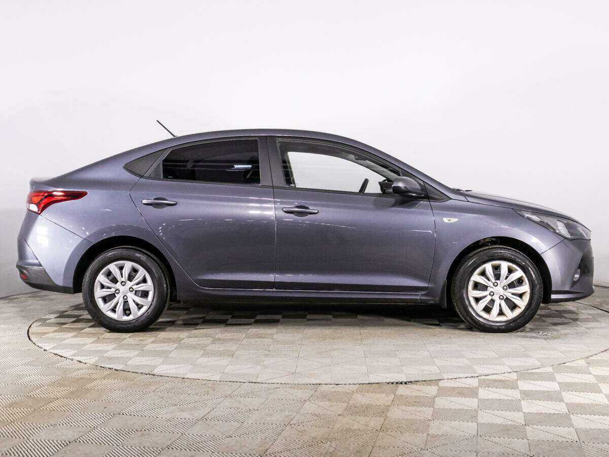 Hyundai Solaris 2021 года с пробегом. Фото: #3