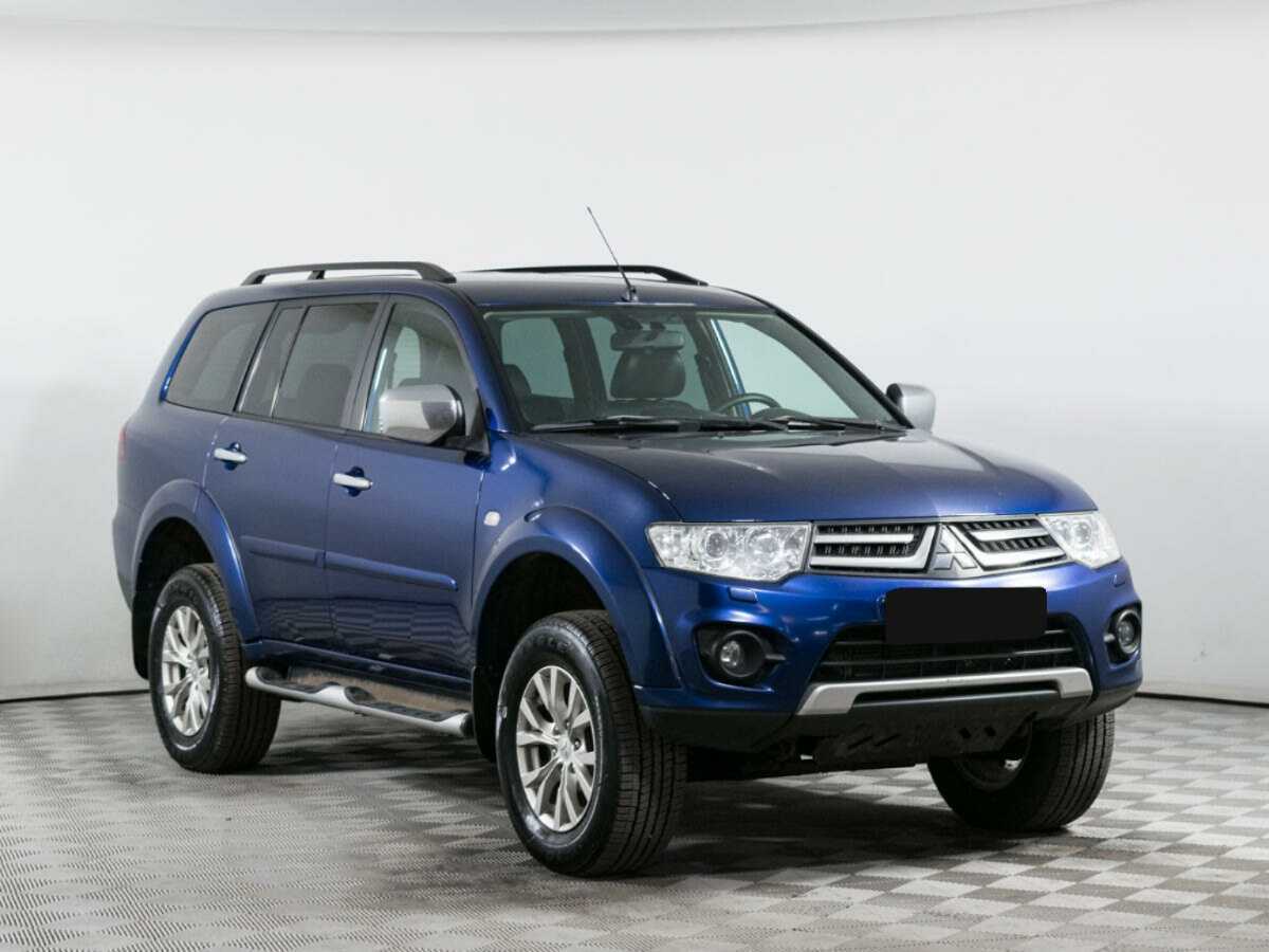 Mitsubishi Pajero Sport 2013 года с пробегом. Фото: #2