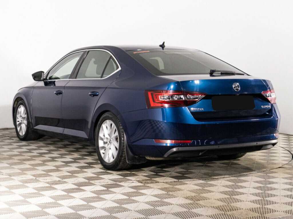 Skoda Superb 2017 года с пробегом. Фото: #6
