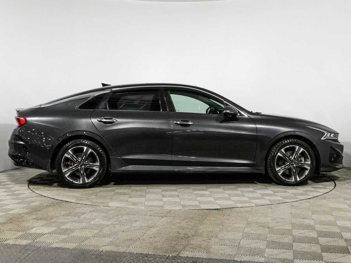 Kia K5 2021 года с пробегом. Фото: #3