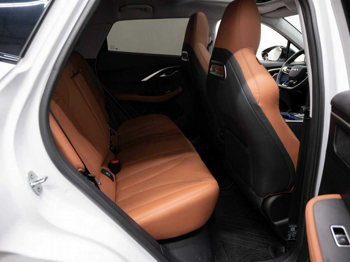 OMODA C5 2022 года с пробегом. Фото: #9