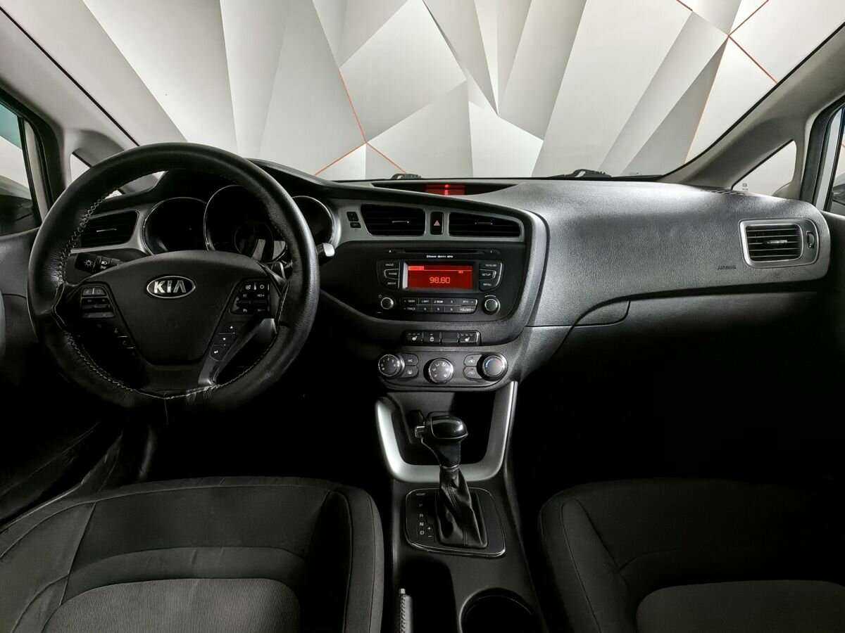 Kia Ceed 2013 года с пробегом. Фото: #9