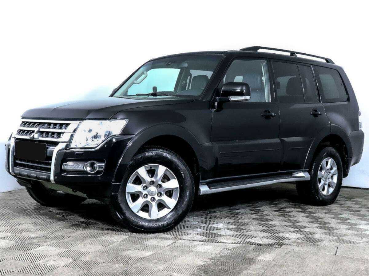 Mitsubishi Pajero 2017 года с пробегом. Фото: #0